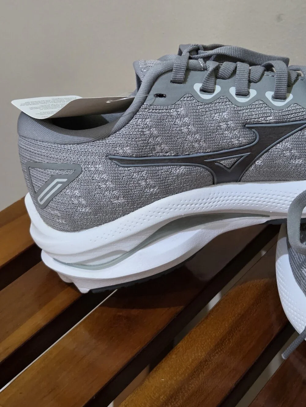 Mizuno Women's Wave Rider 25 Waveknit J1GD217593 Gray Running Shoes Size 6.5 New